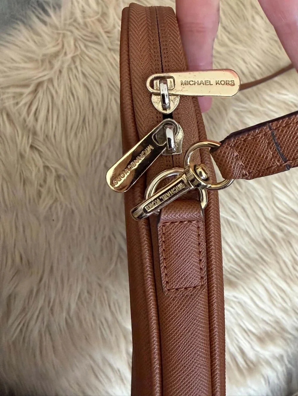 Michael Kors Brown Leather Crossbody Laptop Bag Brown Unisex